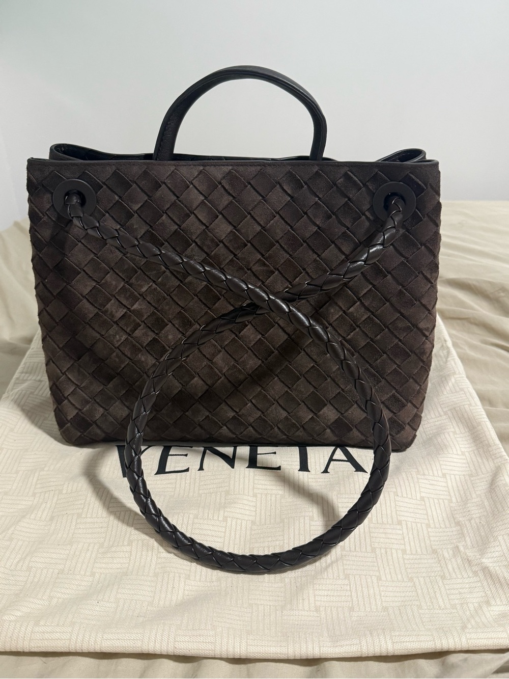 Bottega Veneta Andiamo Suede medium Fondant - Picture 3 of 13